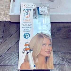 Brand new in styler rotating iron, wet to dry